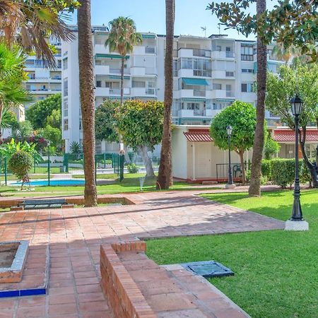 Arpa De Treboles - Carihuela Views! Apartman Torremolinos Kültér fotó