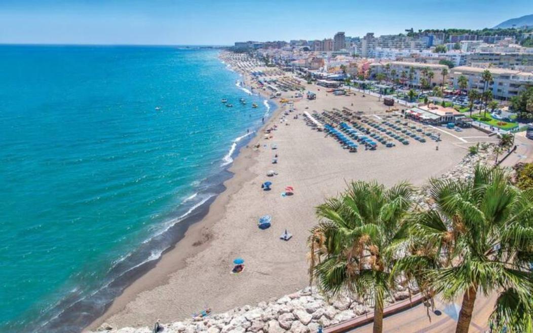 Arpa De Treboles - Carihuela Views! Apartman Torremolinos Kültér fotó