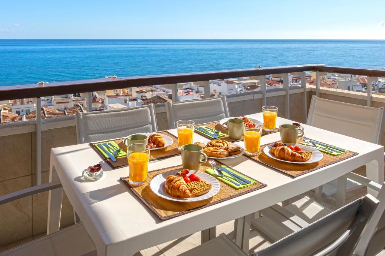Arpa De Treboles - Carihuela Views! Apartman Torremolinos Kültér fotó