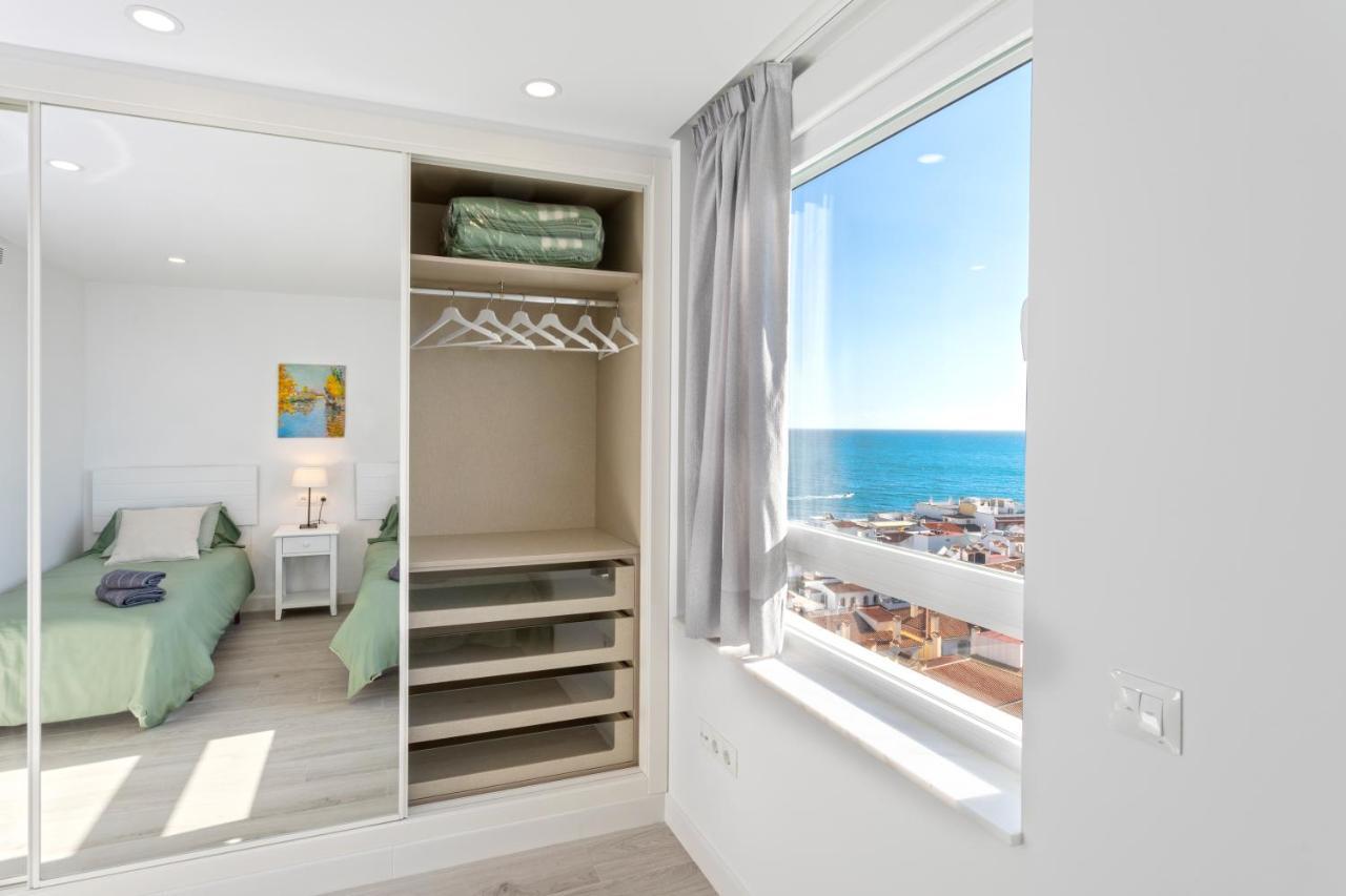 Arpa De Treboles - Carihuela Views! Apartman Torremolinos Kültér fotó