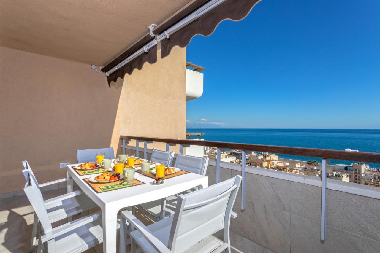 Arpa De Treboles - Carihuela Views! Apartman Torremolinos Kültér fotó